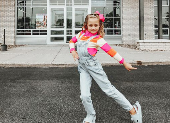 시장에서 가장 귀엽고 트렌디한 상어와 함께 트렌드세터가 되어보세요