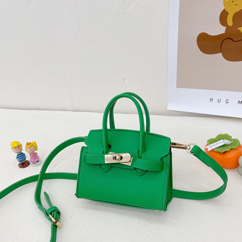 어린이 파티를 위한 소녀 가죽 어깨에 매는 가방 단색 ​​미니 패션 가방 