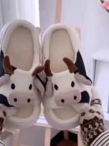 귀여운 여성 카와이 푹신한 여름 리넨 플랫폼 동물 암소 슬리퍼 만화 우유 하우스 슬리퍼 재미 있은 신발