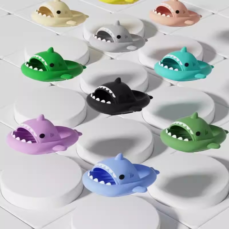 구름 상어 슬라이드 성인, 만화 홈 슬리퍼, 구름 상어 슬리퍼, 욕실 샌들 상어, 부드러운 단독 만화 슬리퍼